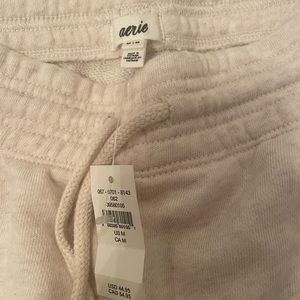 Aerie brand new, never worn, Ivory Women’s Sweatpants